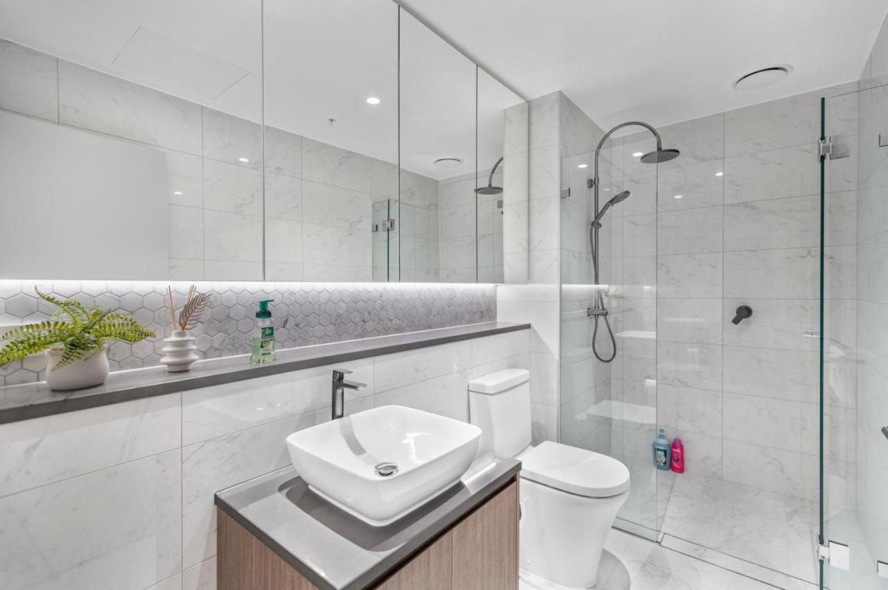 High Level Deluxe 2 Bedroom Apartment