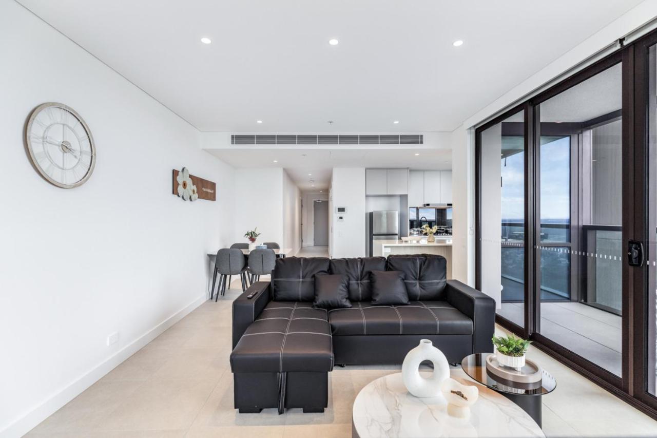 High Level Deluxe 2 Bedroom Apartment *