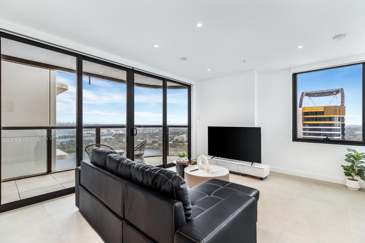 High Level Deluxe 2 Bedroom Apartment