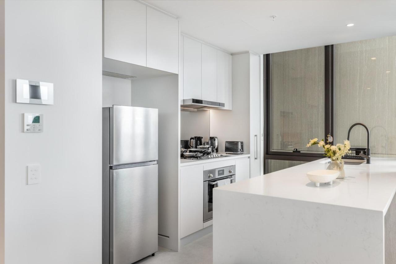 High Level Deluxe 2 Bedroom * Sydney